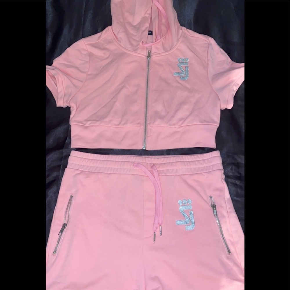Shane Justin 2 piece set.